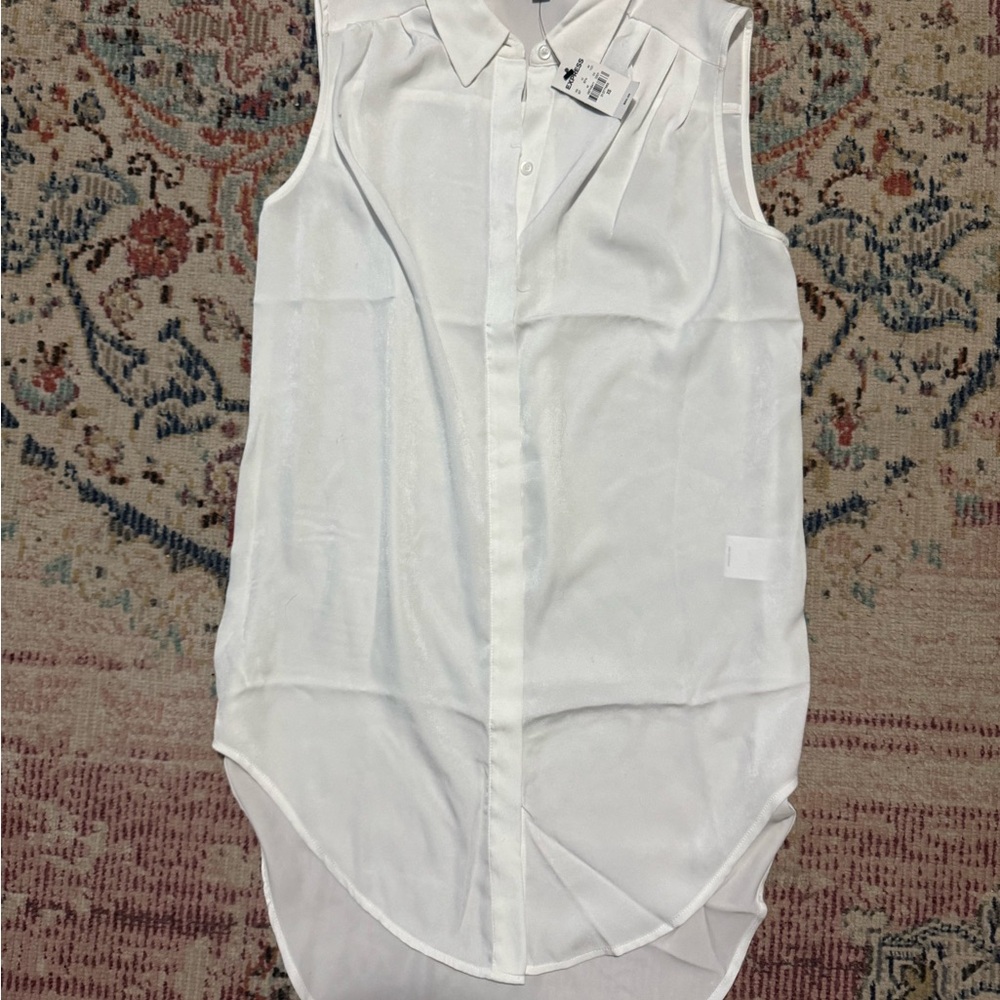 NWT Express Sleeveless Pleated Shoulder Tunic Shirt